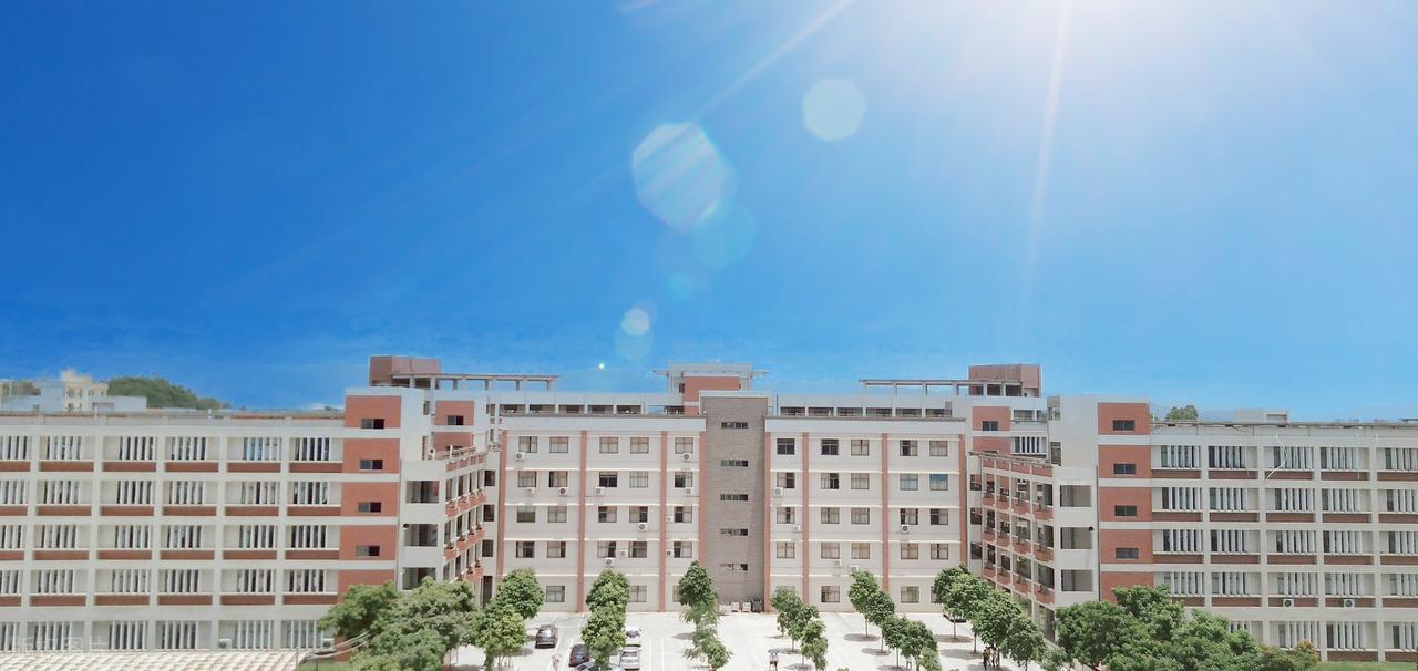 黎明职业大学介绍与报考指南_2026年江汉大学专科录取分数线（2026各省份录取分数线及位次排名）_黎明职业大学录取分数线
