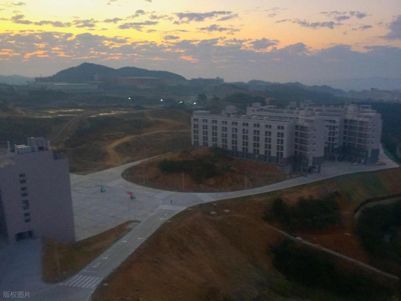 黎明职业大学录取分数线_2026年江汉大学专科录取分数线（2026各省份录取分数线及位次排名）_黎明职业大学介绍与报考指南