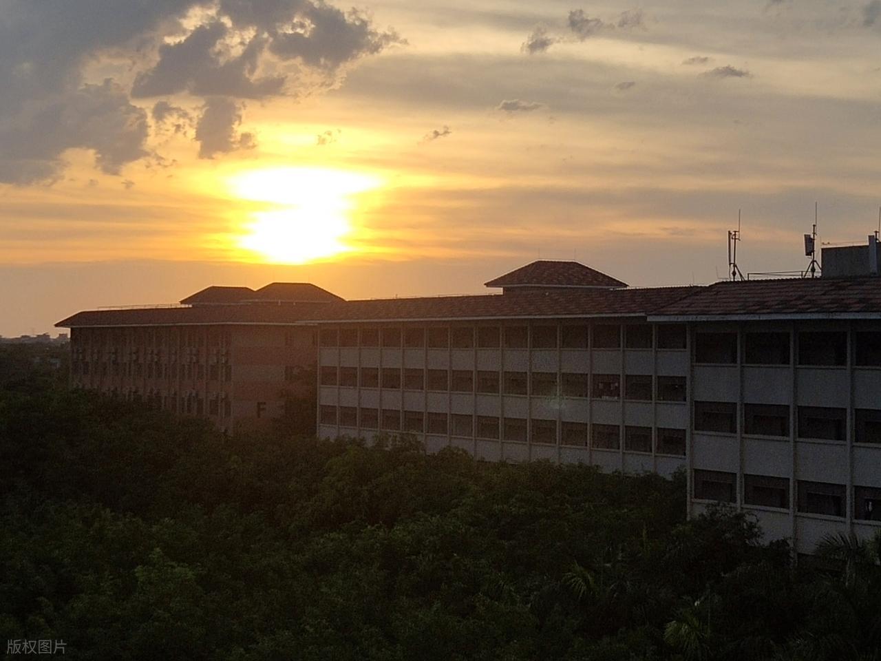 2026年江汉大学专科录取分数线（2026各省份录取分数线及位次排名）_黎明职业大学录取分数线_黎明职业大学介绍与报考指南